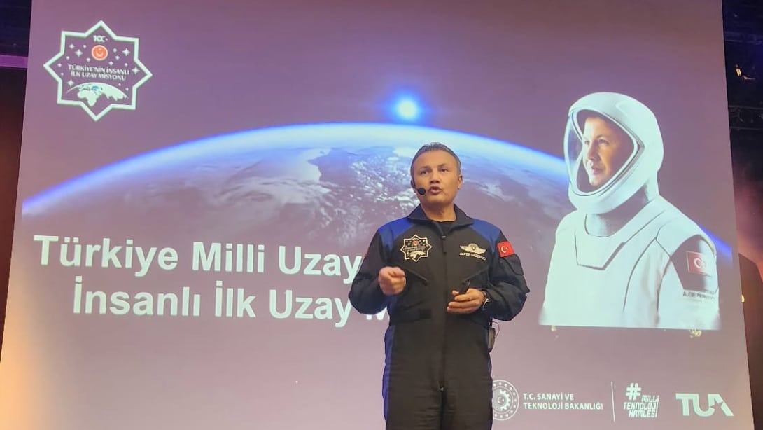 TÜRKİYE'NİN İLK ASTRONOTU ALPER GEZERAVCI TEKİRDAĞ'DA ÖĞRENCİLERİMİZ İLE BULUŞTU