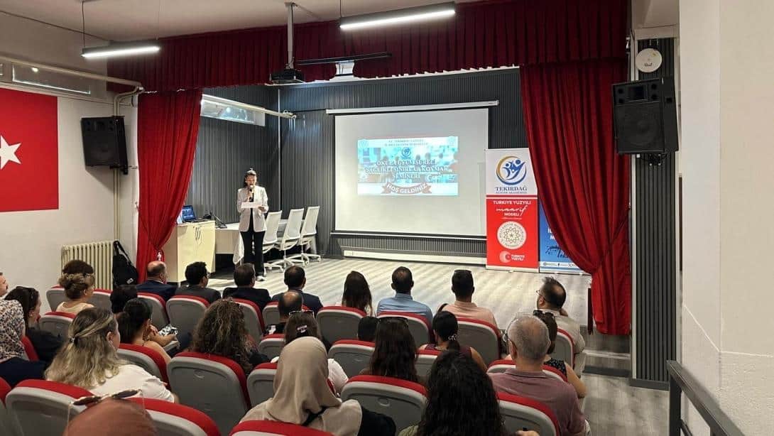 Tekirdağ Eğitim Akademisi Kapsamında Velilere Yönelik Seminer Düzenlendi